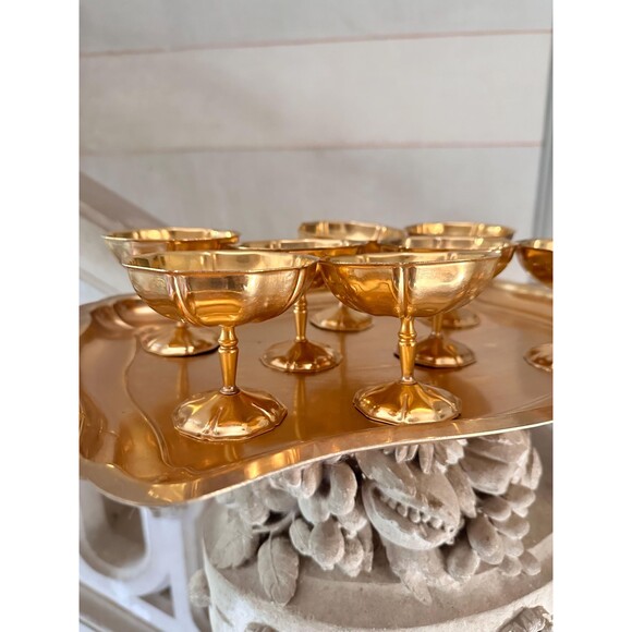 Vintage dessert coupes set, 8 footed metal bowls with tray, ice cream cups - Picture 4 of 6